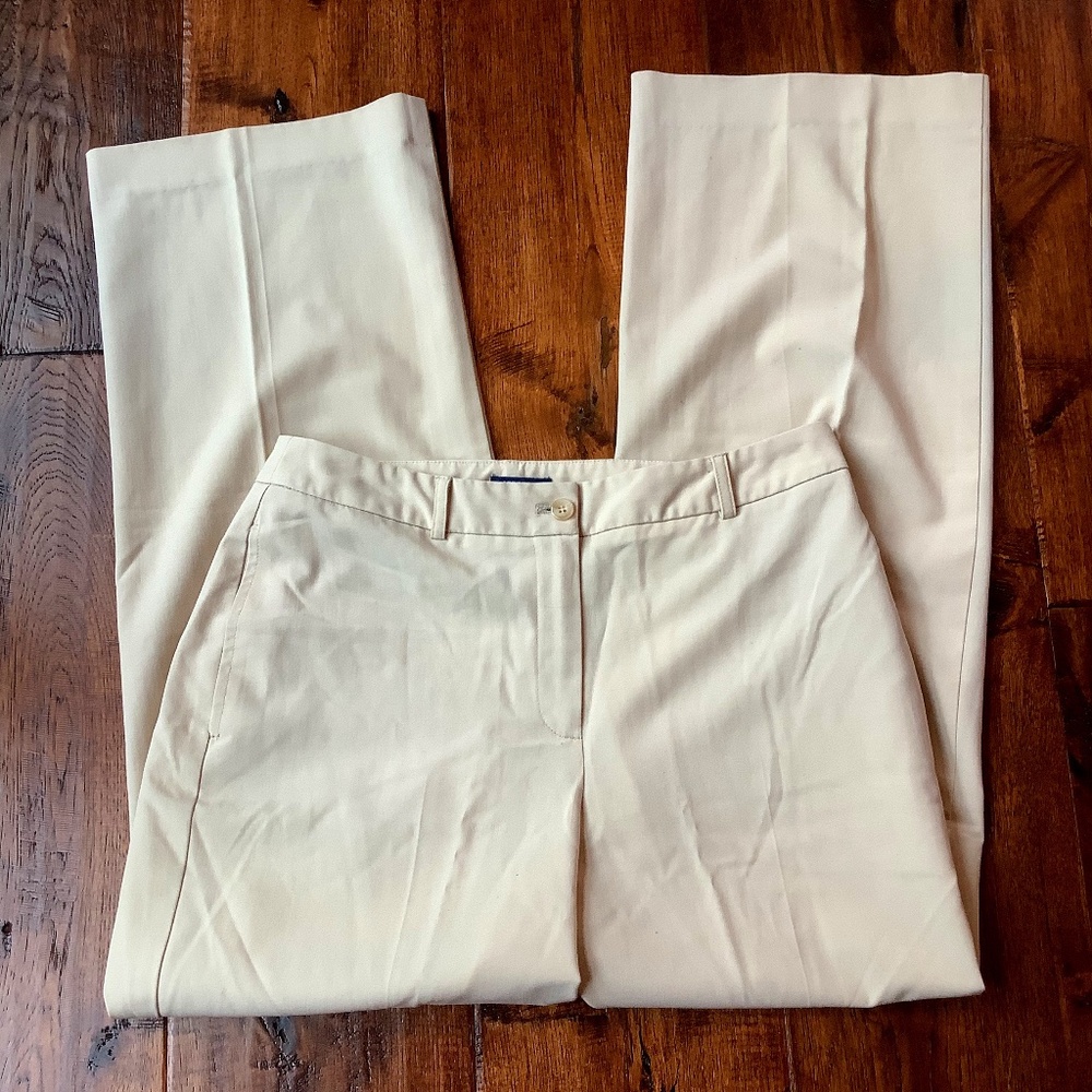 EVAN-PICONE STRETCH. SIZE 8. LIGHT TAN CASUAL PANTS.